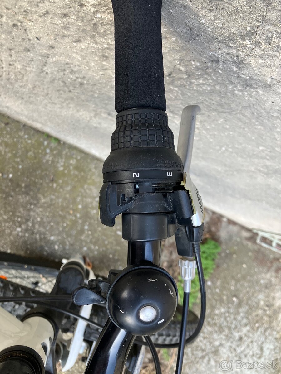 Bicykel Cube Team 24 - 5