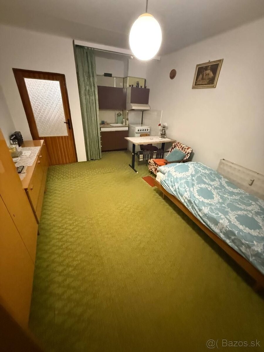 Na prenájom 2 izbový byt Partizánske - 5