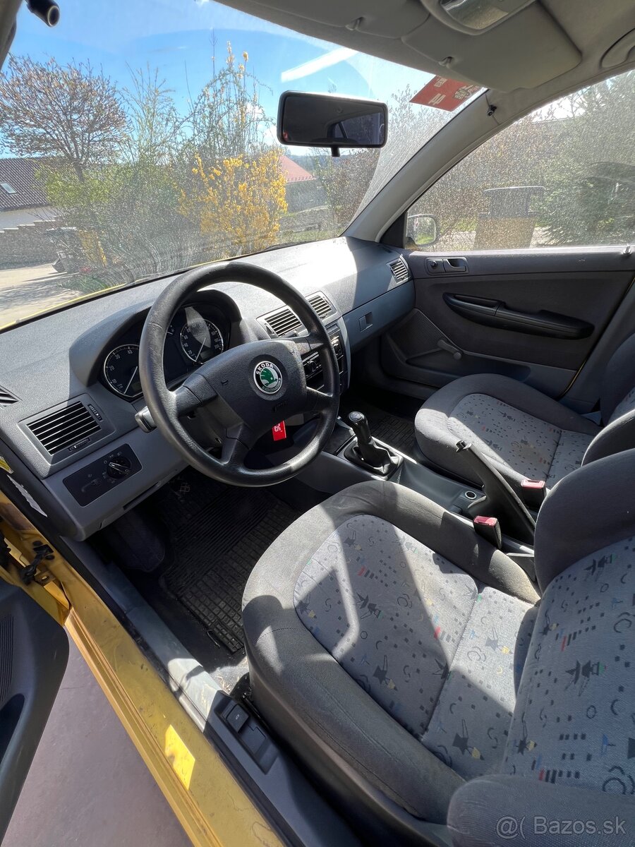 Škoda fabia 1.4mpi 2002 - 5