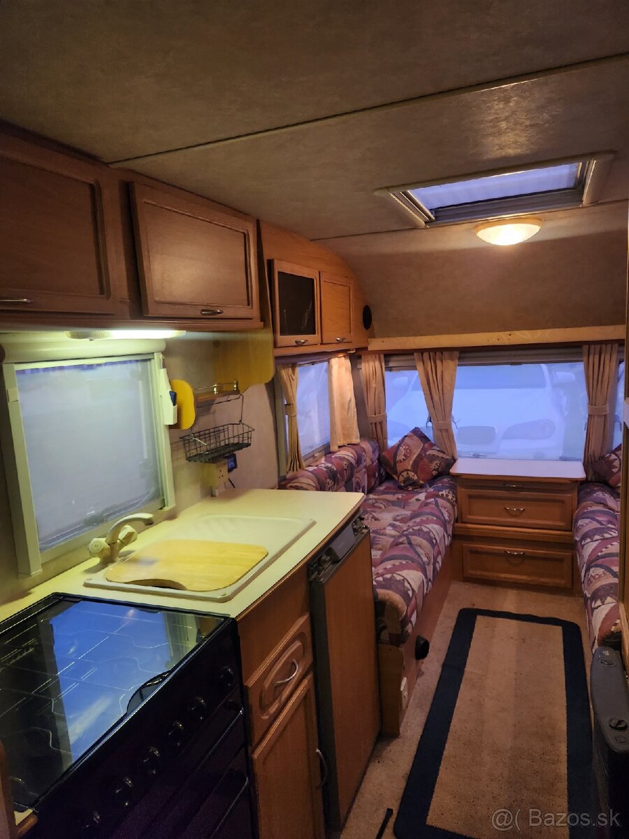 Avondale Dart 2003 - 5/6 miestny - 5