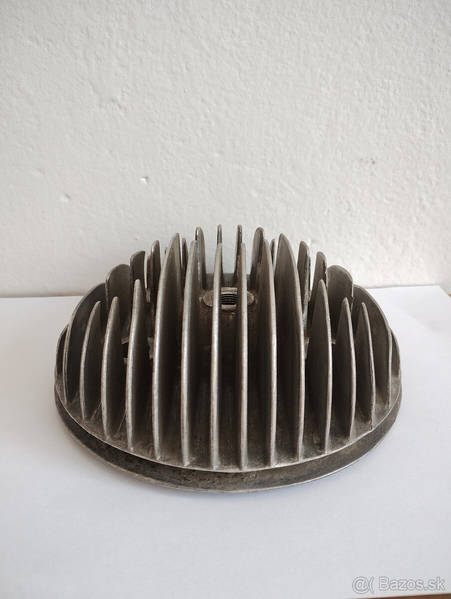 Predám hlavu jawa pérák 250 typ 11 zbrojovka komunista - 5