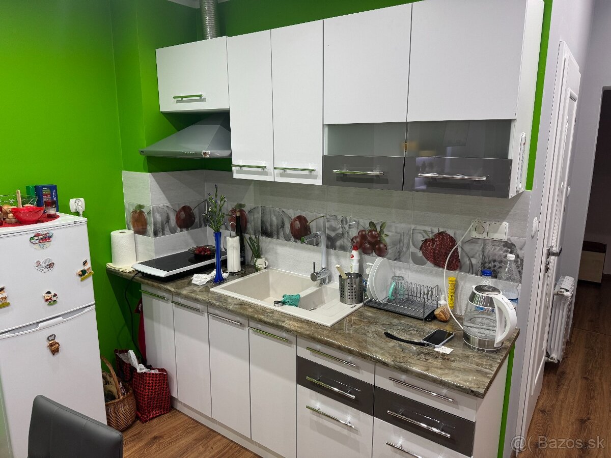 Predaj útulného 2-izbového bytu v Hladovke (61 m² ) - 5