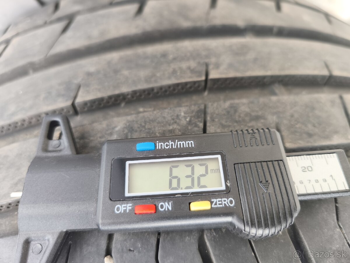 255/35 R20 dot 0724 - 5