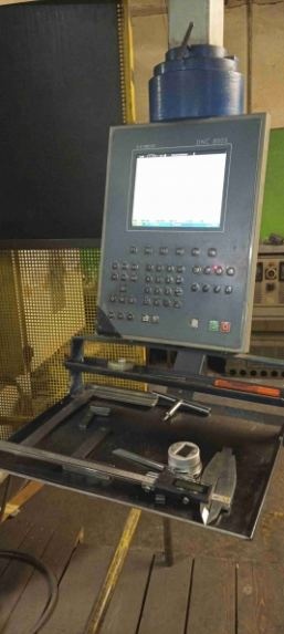 Použitý ohraňovací lis DURMA CNC HAP 30300, r. v. 2000 - 5