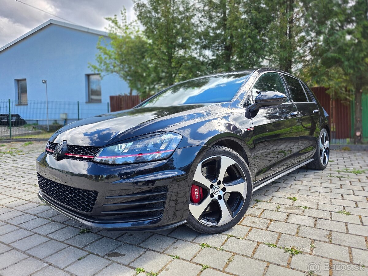 VW Golf 2.0 GTI DSG Performance - 5