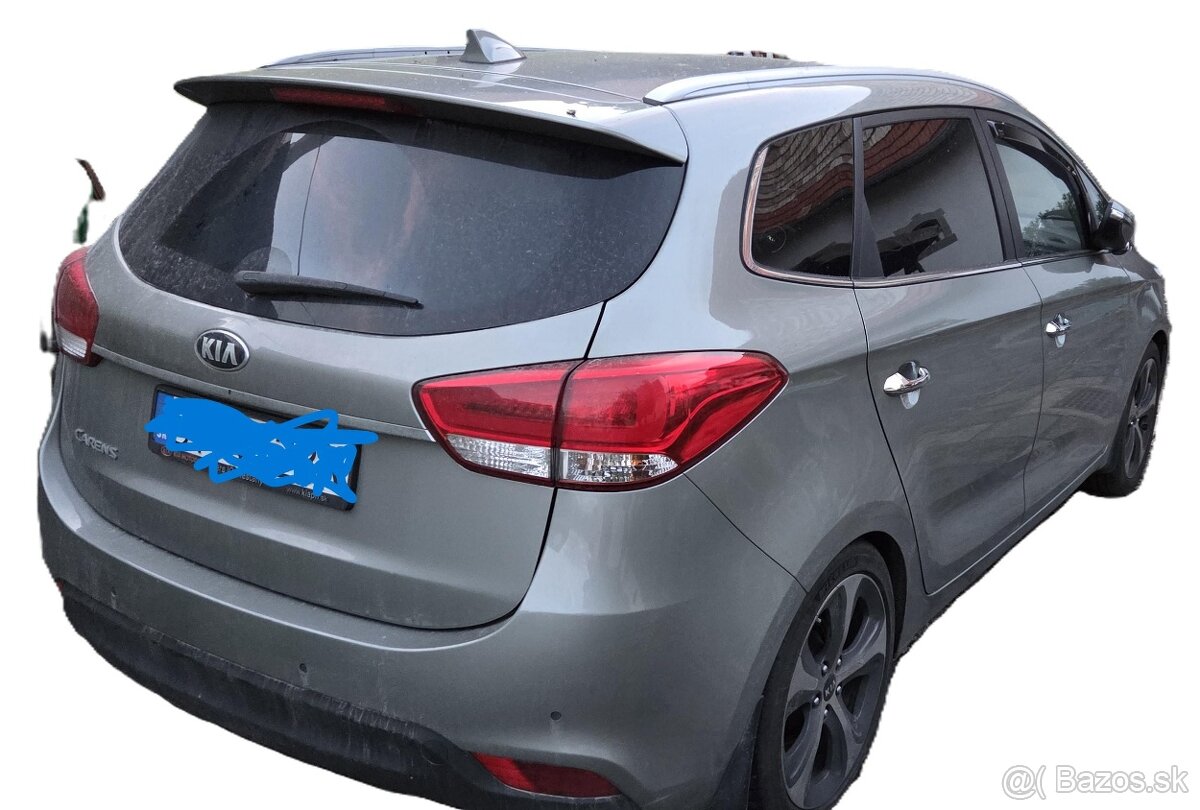 KIA Carens - 5