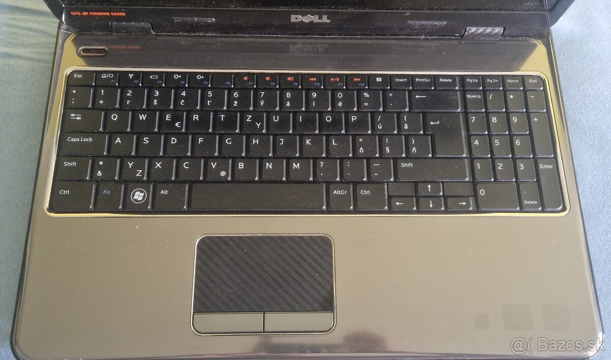 Dell Inspiron M5010 - 5