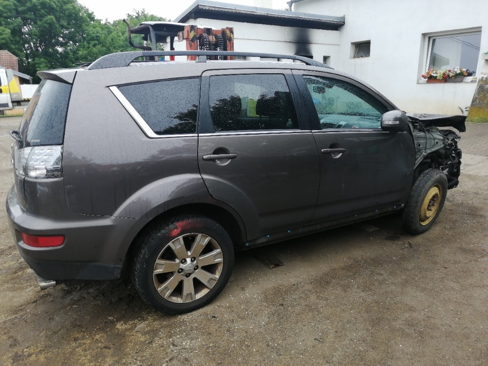 Mitsubishi Outlander 2.2DID - 5