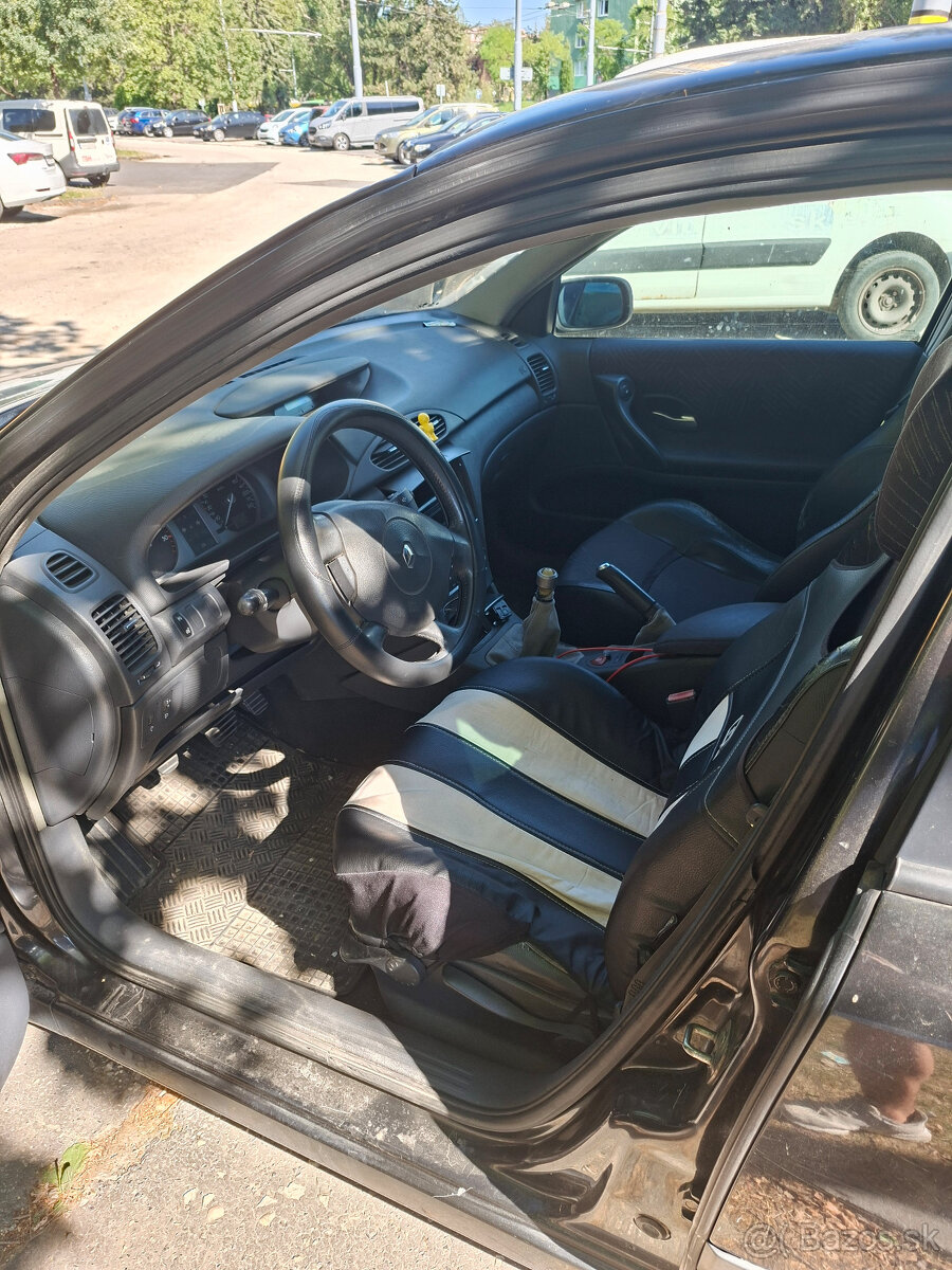 Renault Laguna 2002 NEPOJAZDNÉ - 5