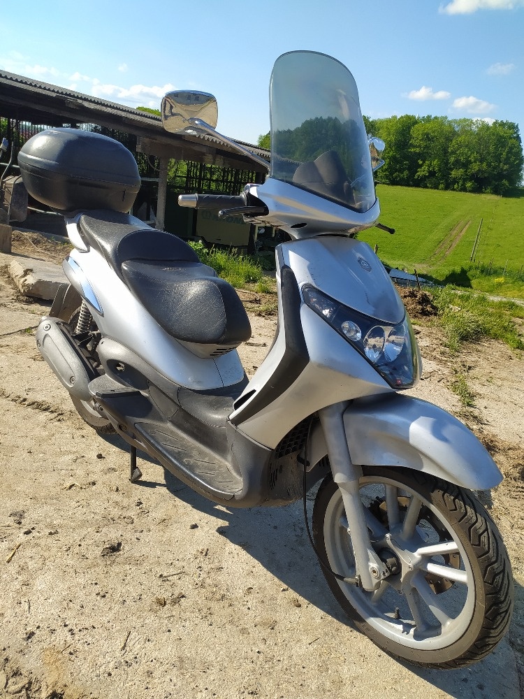 Piaggio Beverly 250 - 5