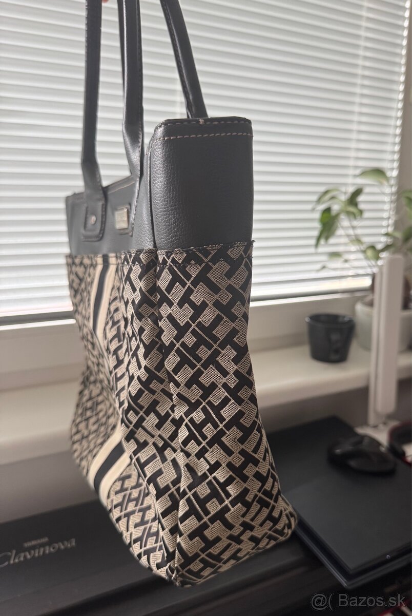 Tommy Hilfiger originál kabelka - 5