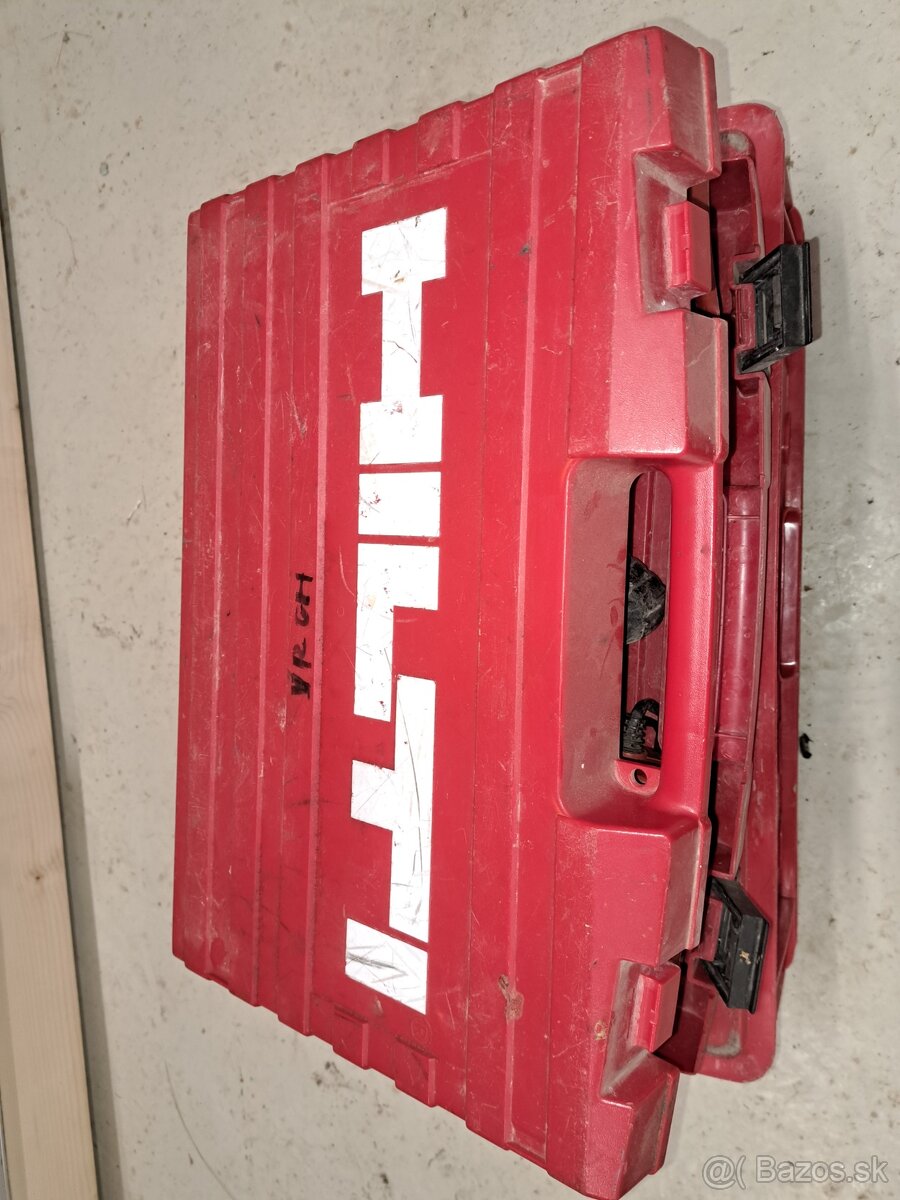 Hilti aku skrutkovac. - 5