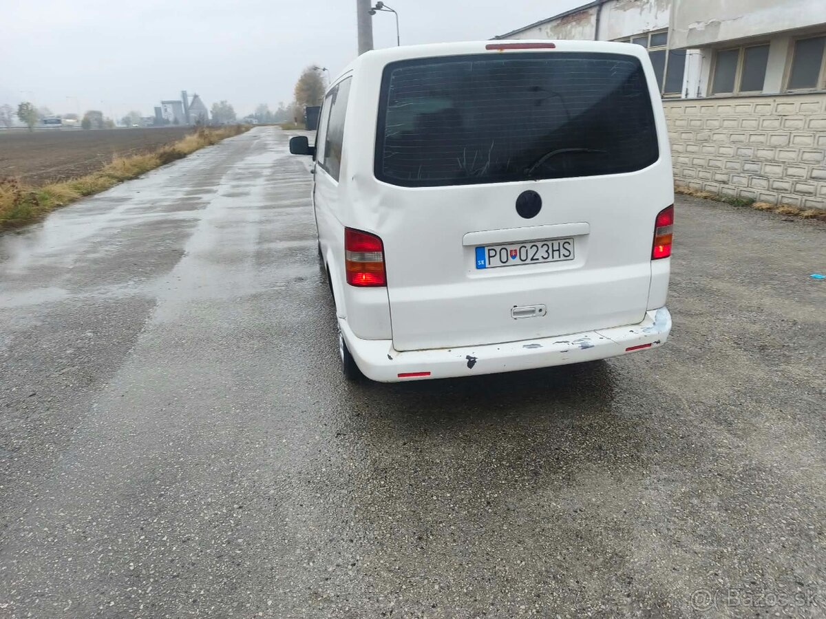 Volkswagen Transporter T5 - 5