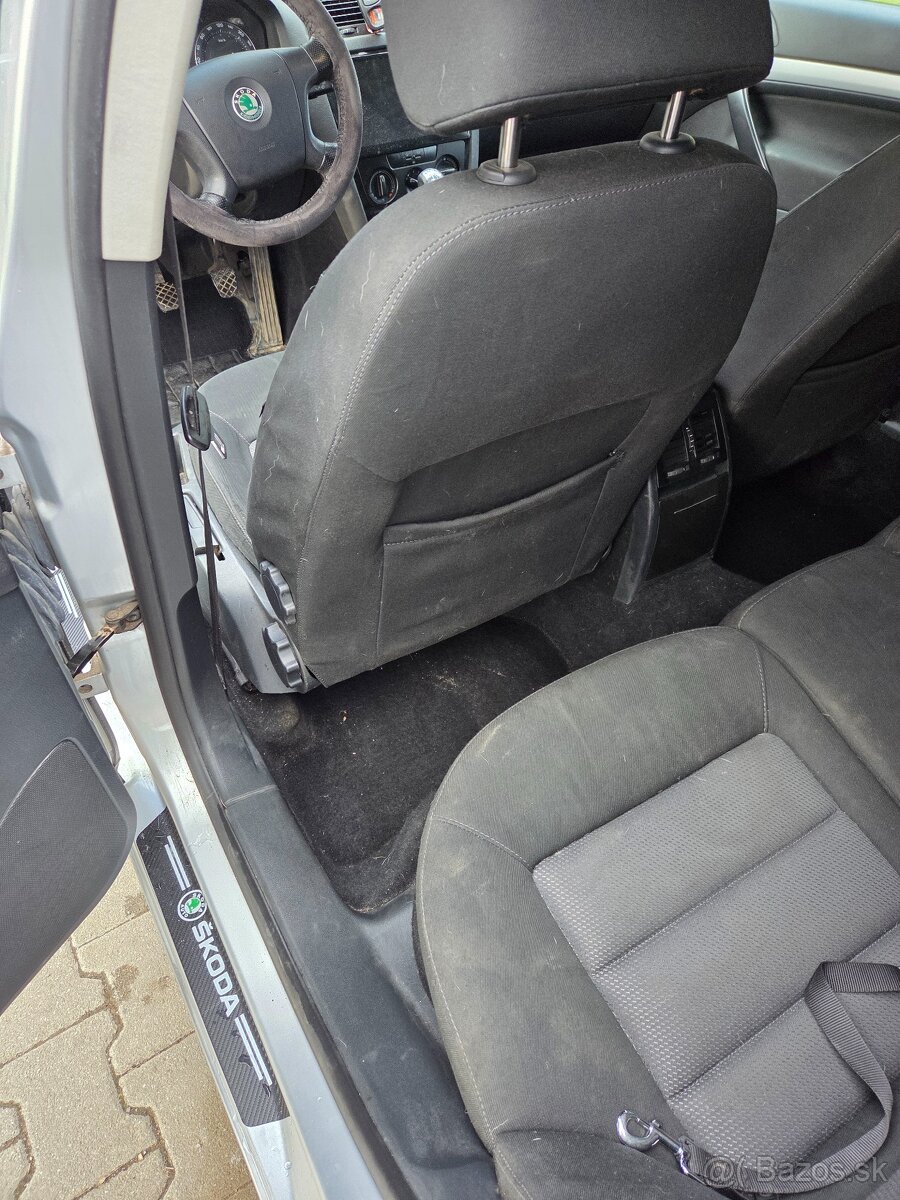 Škoda octavia 2 1.9 77kw - 5