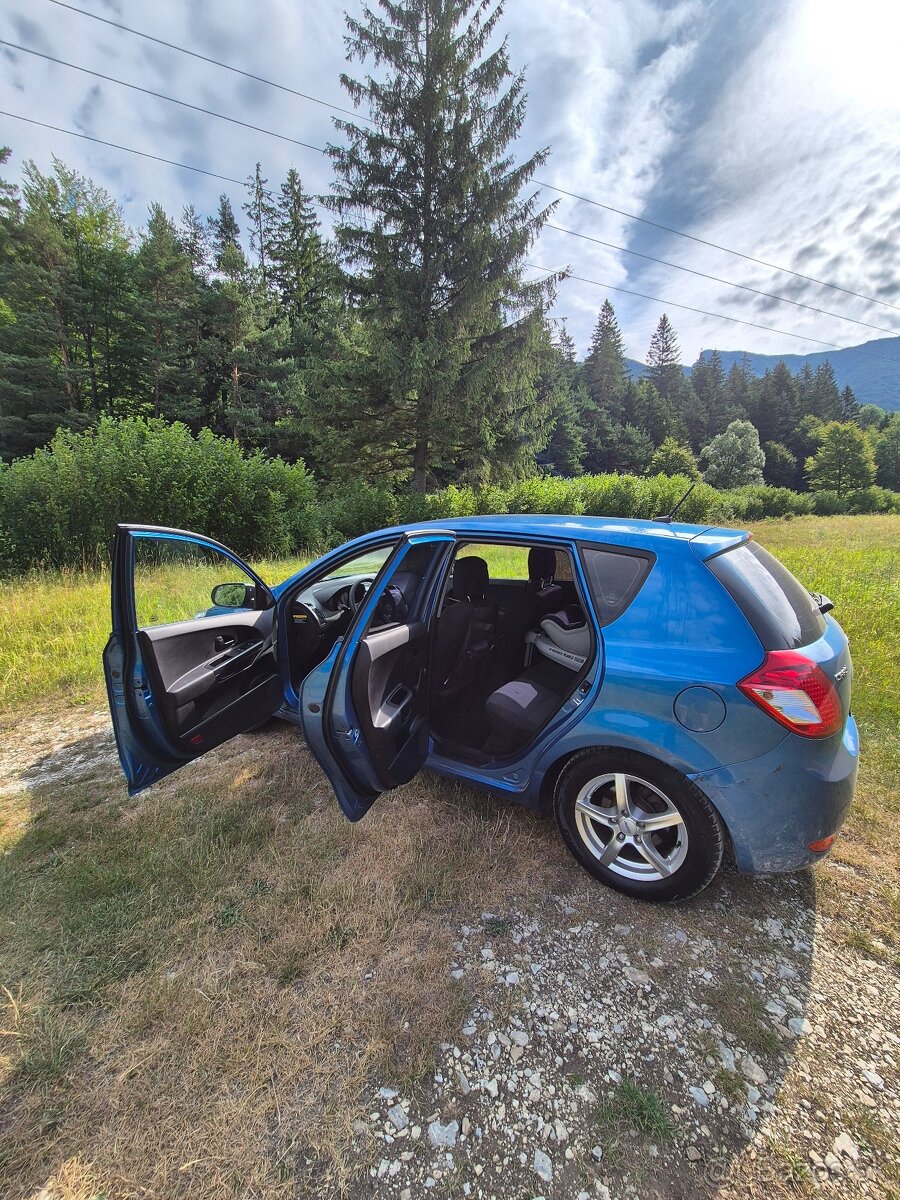 PREDAM Kia Ceed 77Kw benzin 2011 - 5