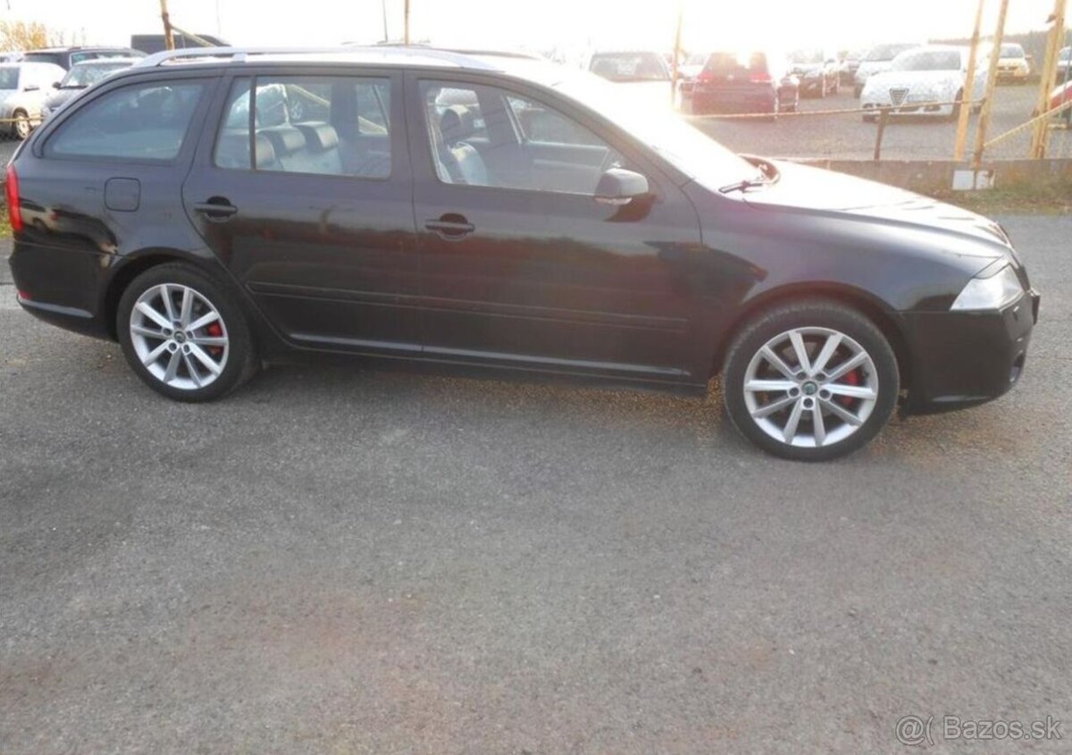 Škoda Octavia 2,0 RS 147 kW Serviska benzín - 5