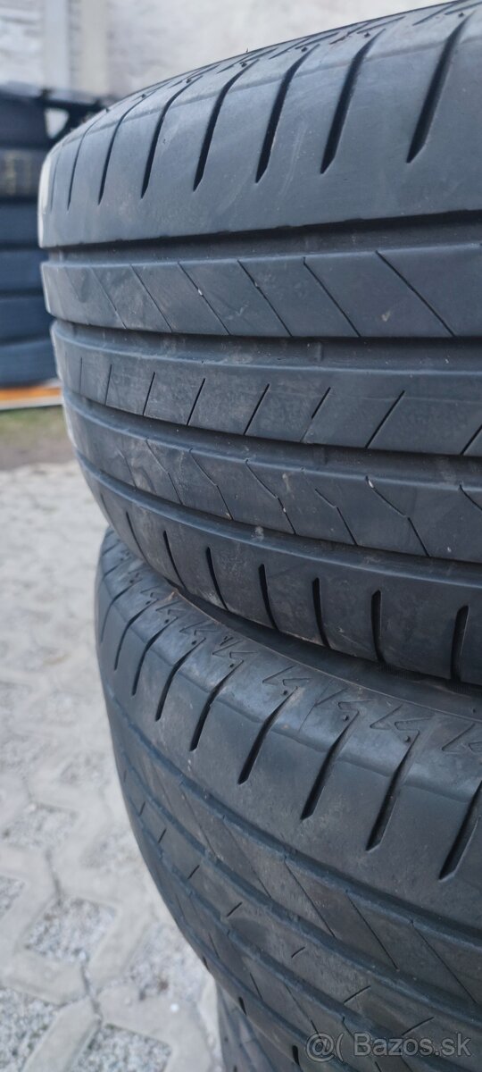 Letne Bridgestone 225/65 r17 - 5