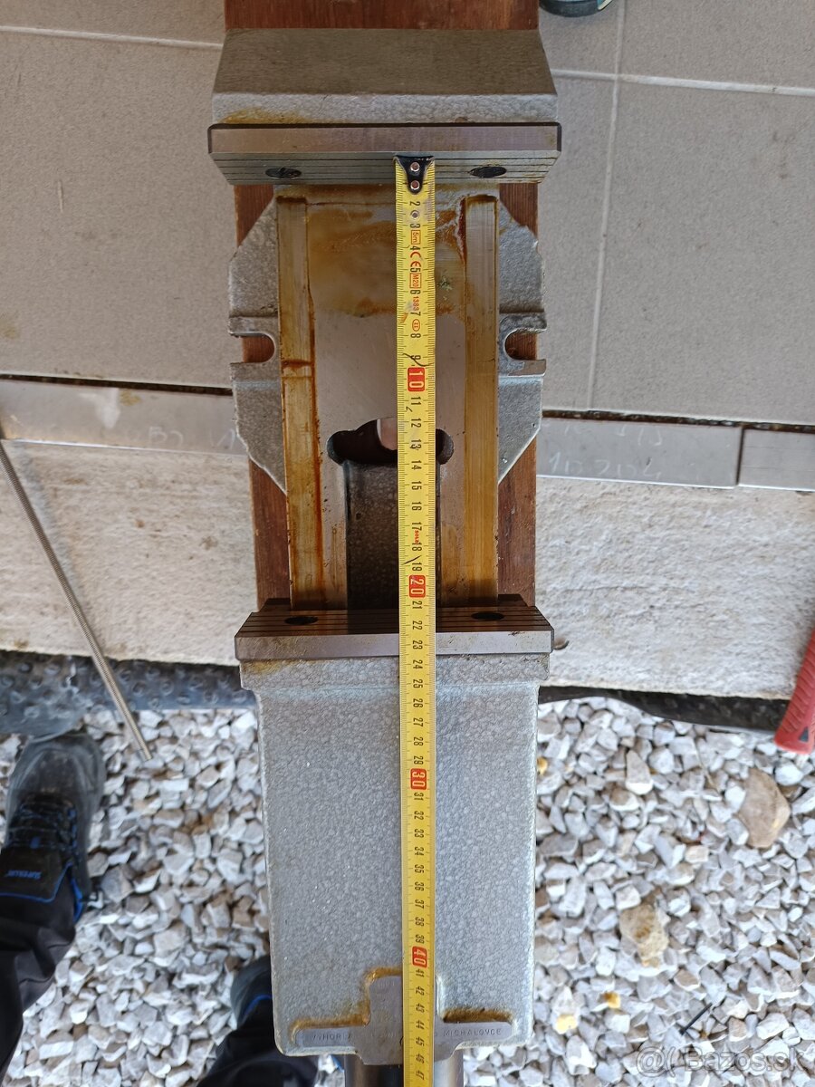 Strojový zverák Vihorlat 160mm - 5