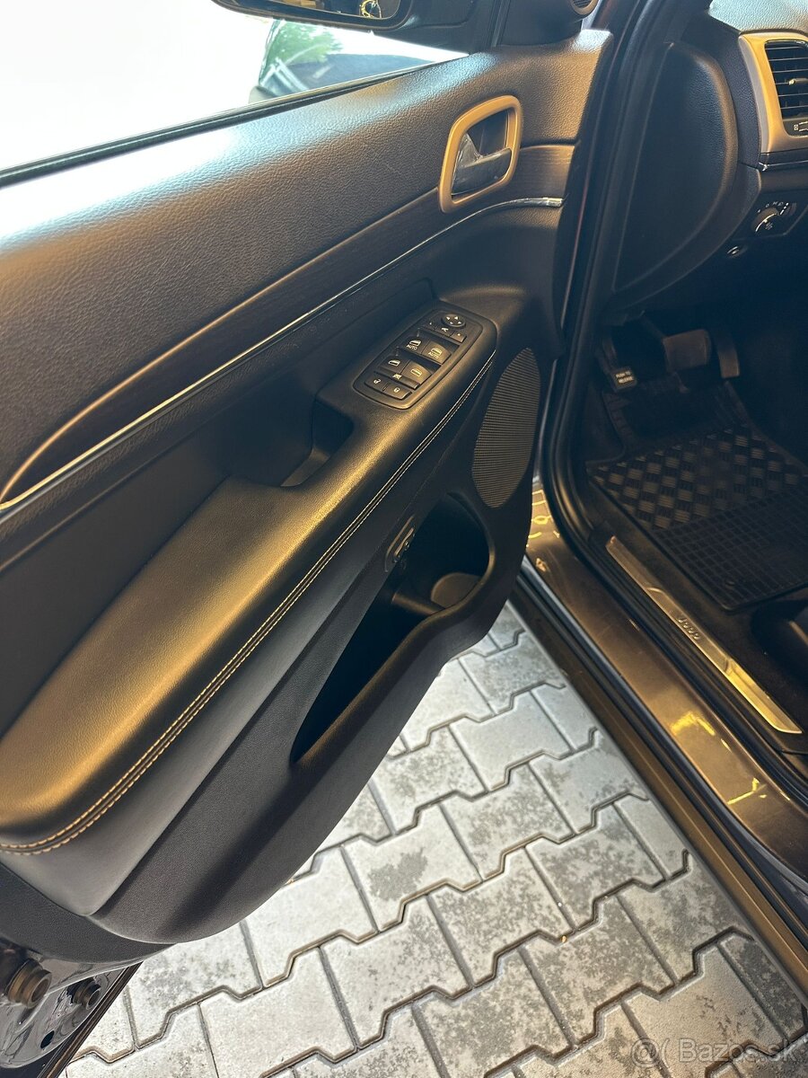 Jeep Grand Cherokee - 5