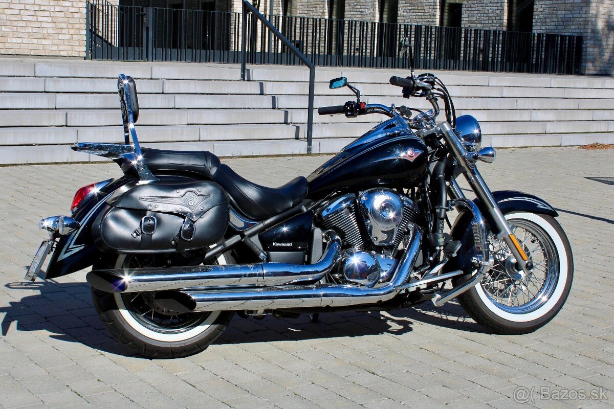 Kawasaki Vulcan VN 900 Classic Special Edition - 5