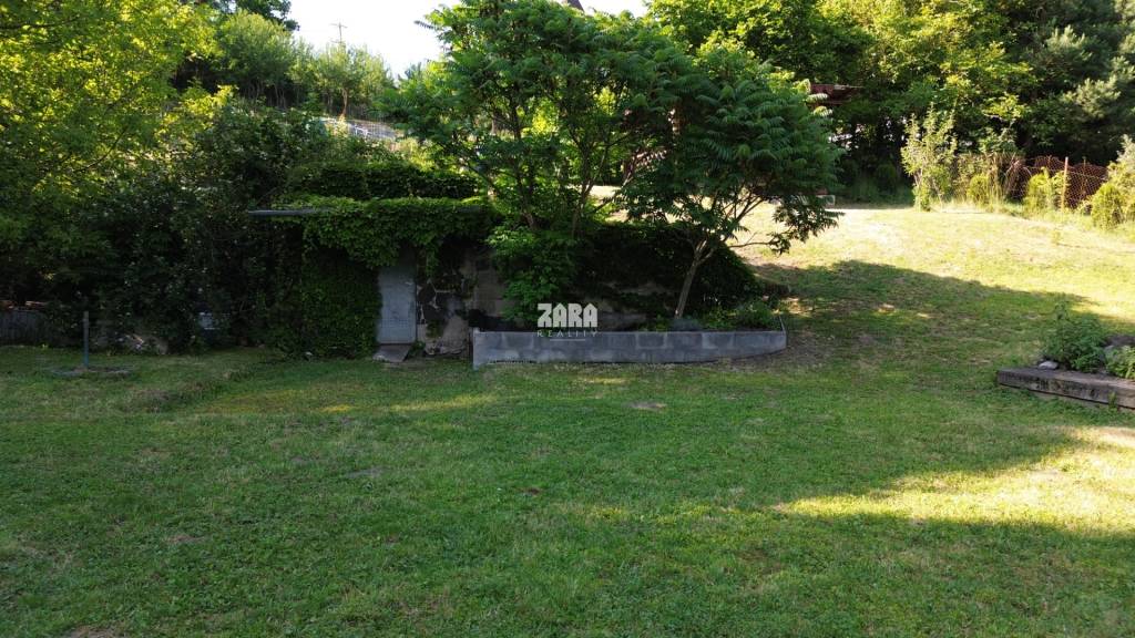 SVINICA - Pekný stavebný pozemok 612 m2, VŠETKY IS. - 5