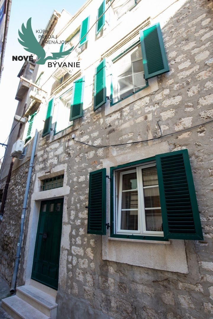 Kamenný dom v centre Šibenika - Chorvátsko - 5