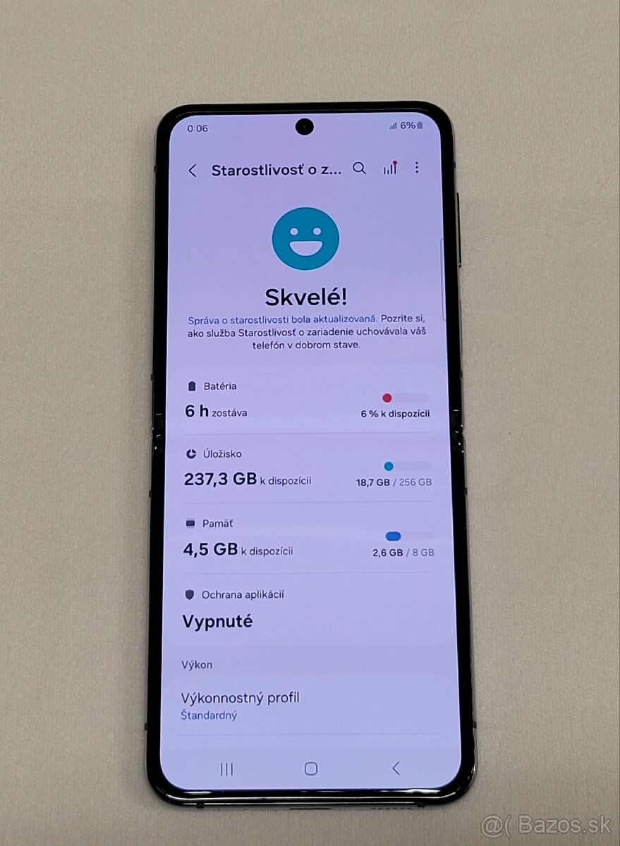 Samsung Galaxy Z Flip 4 - 256Gb - 5