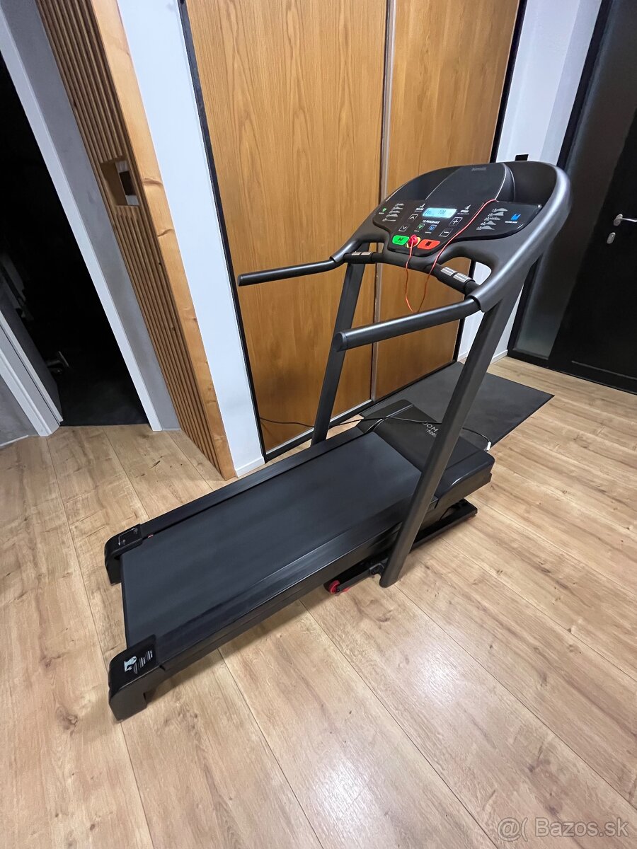 Bežecký pás s elektrickým sklonom - 5