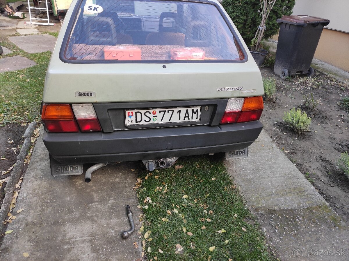 SKODA FAVORIT 136 - 5