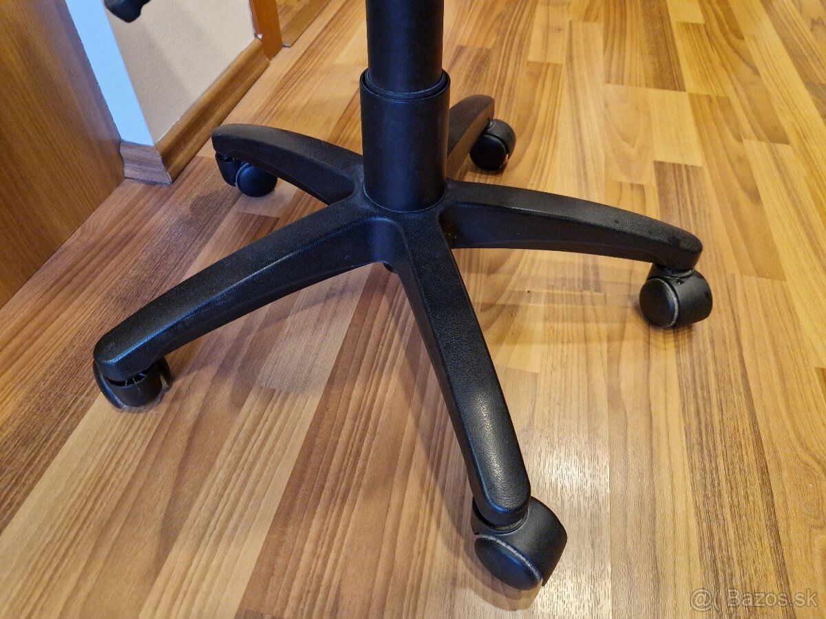 Kancelárska otočná stolička detská - 5