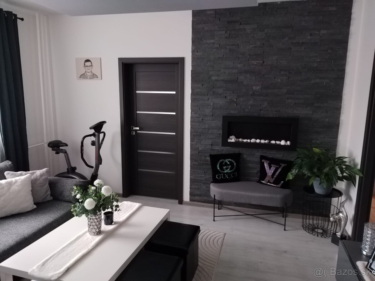 Predám 3 izbový byt - 5