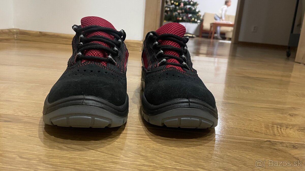 Pracovná obuv veľ. 39 triedy S2 s oceľovou špičkou - 5