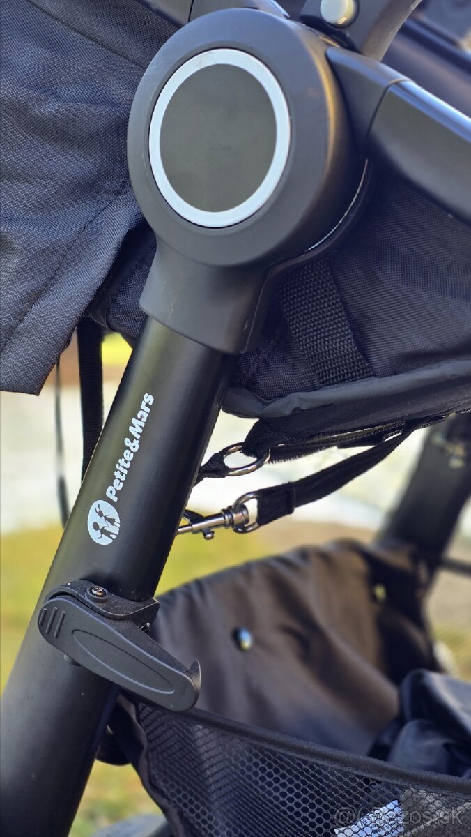 Kočiar Petite & Mars street 2 - 5