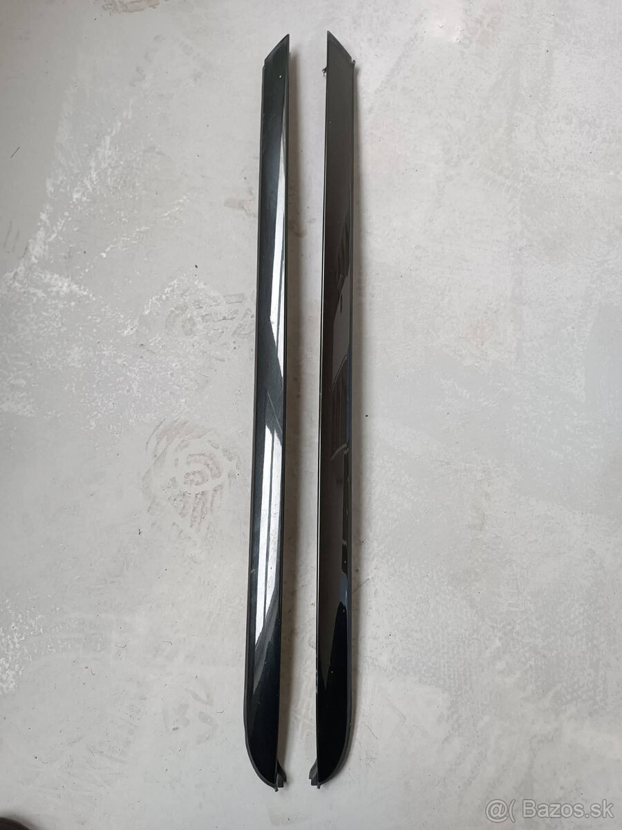 BMW X3 E83 lišty čelného skla - 5