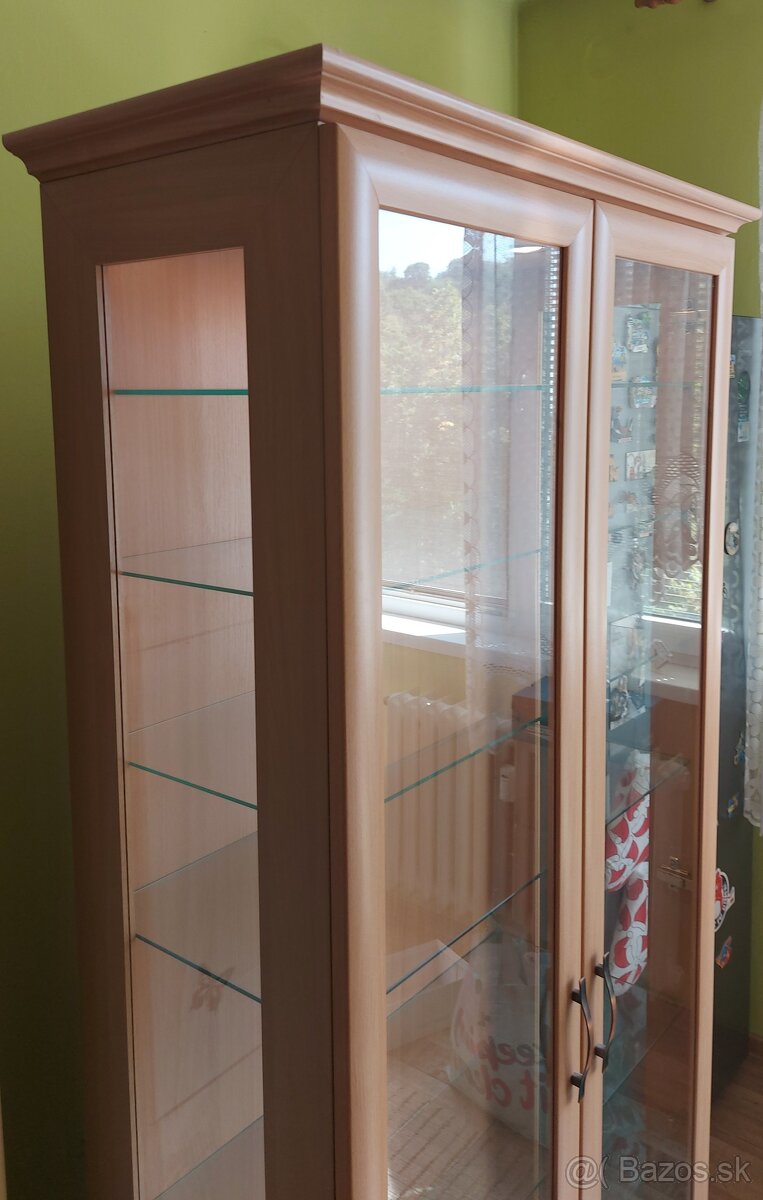 Vitrínová skriňa - 5