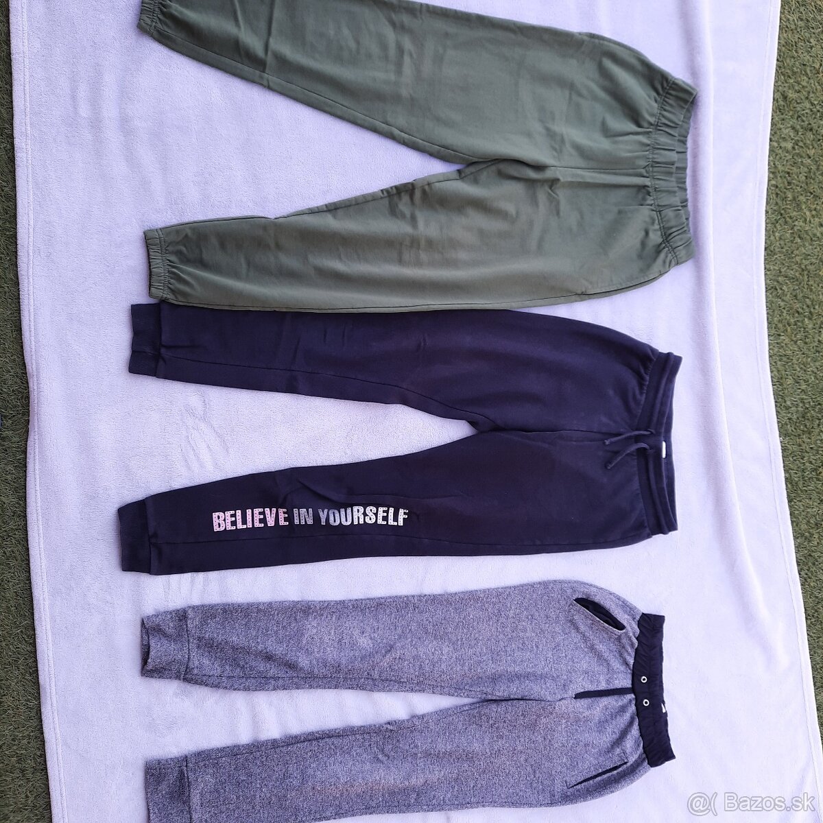 3 dievčenské teplaky veľ. XS/34 - 5