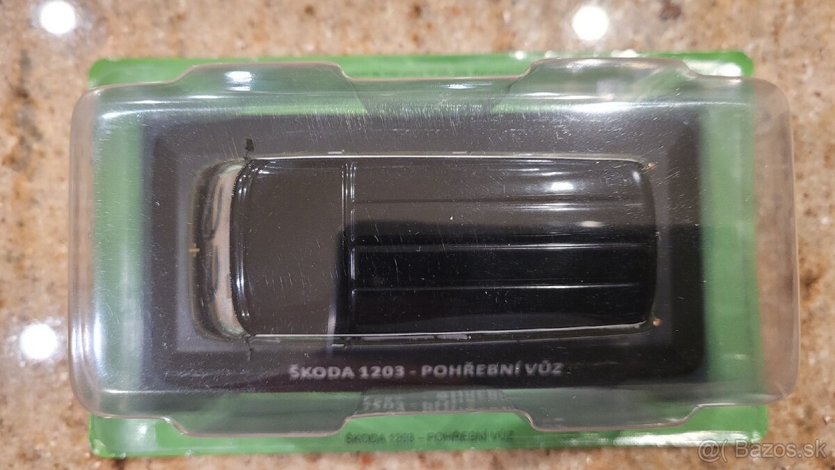 Skoda 1203 pohrebny voz - 5