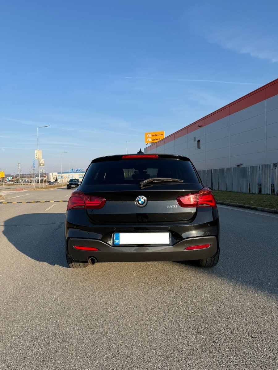 BMW 118I - 2019 - 5