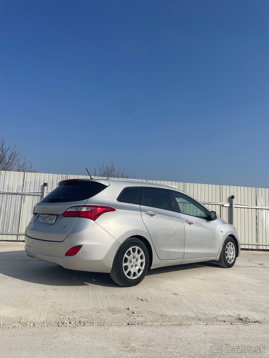Hyundai i30 1.6 CRDi | 2013 - 5