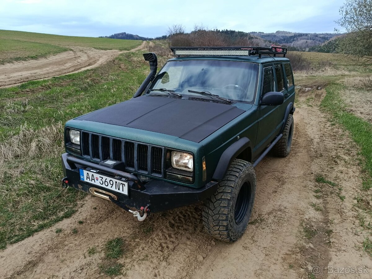 JEEP CHEROKEE XJ 2,5 tdi - 5