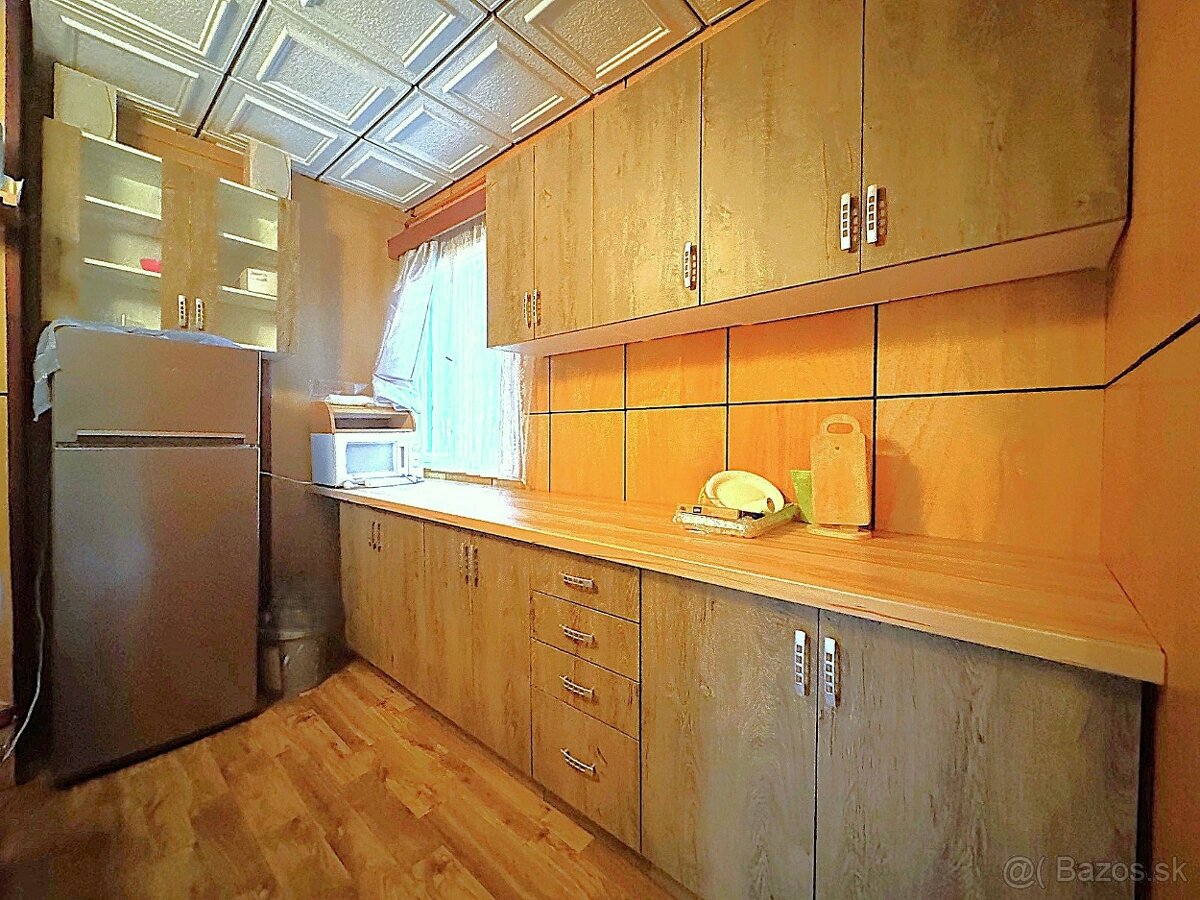 Chatka v Zlatníckej doline na predaj - 5