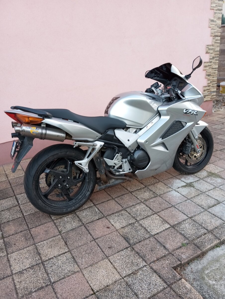 Honda VFR 800 V-tec - 5
