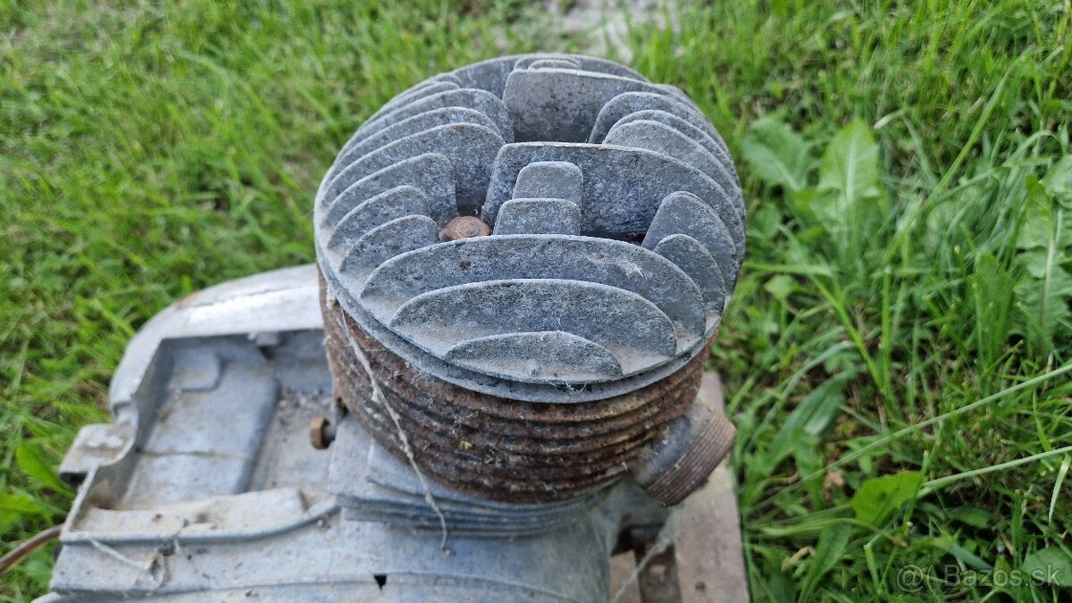 Motor Jawa - malá Kývačka (175/125) - 5