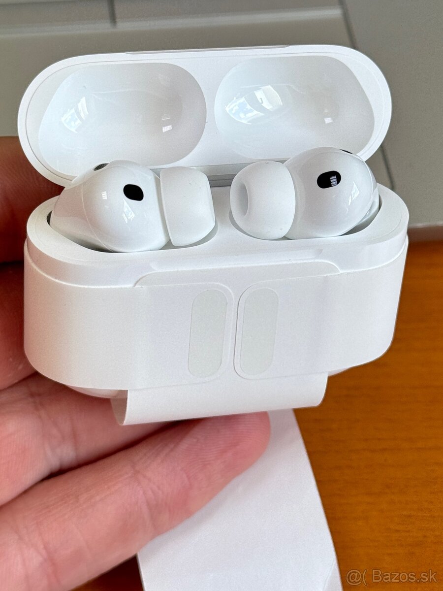 AirPods Pro 3 USB C - nové, rok záruka - 5