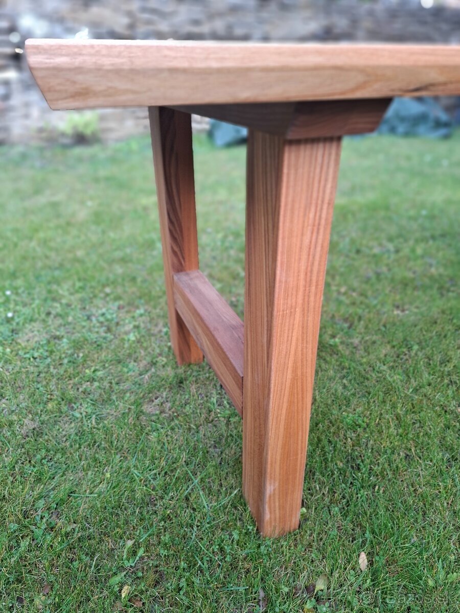 Jedálenský stôl - 5