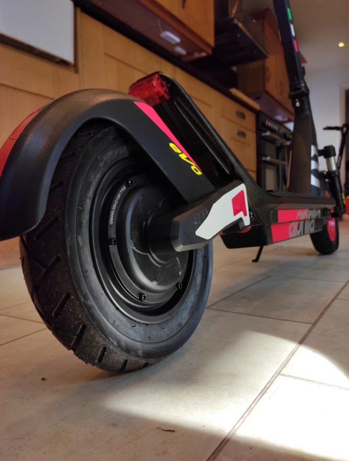 Elektrická Kolobežka Aprilia eSR2 EVO - 5