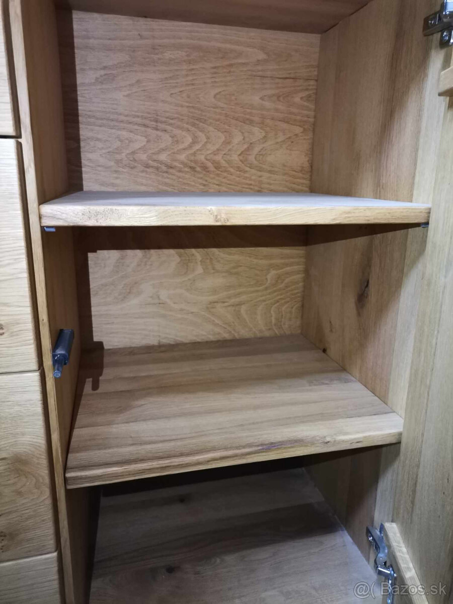 Dubová komoda z masívu - 5