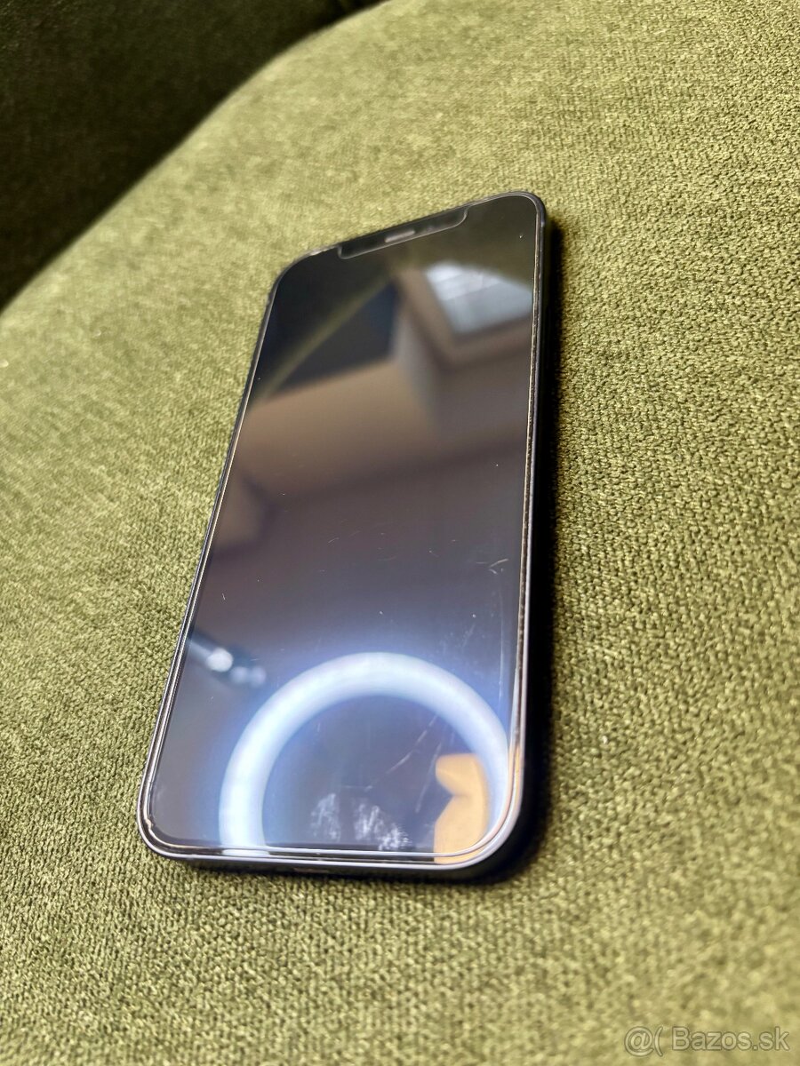 iPhone 12 - Black 64GB - 5