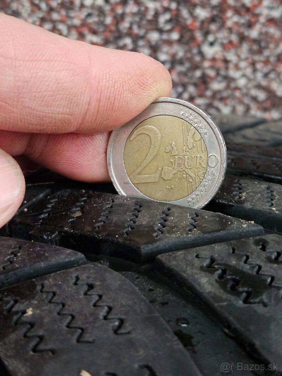 Predám zimné pneumatiky na elektrónoch. - 5