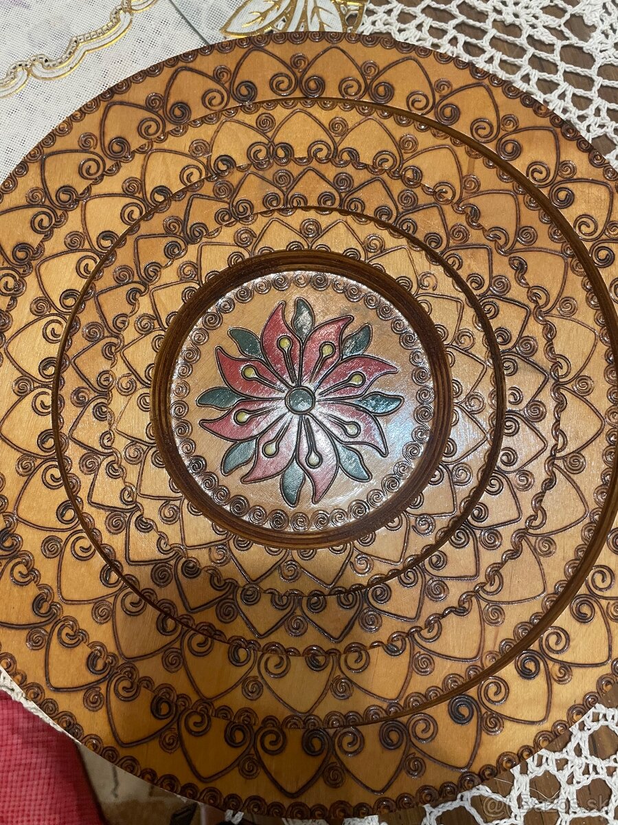 Krásne retro taniere na stenu - 5